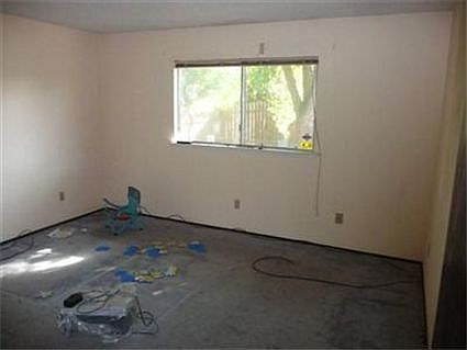 3rd image of 5460 Village Wood Dr
