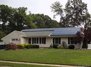 14 Chelsea Rd, Jackson, NJ 08527