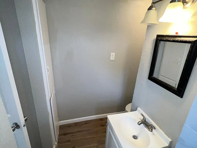4845 Concord St — Photo 7