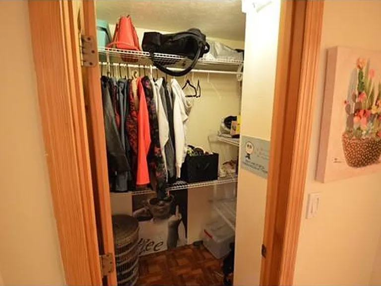 83 Pleasant St #1 — Photo 8
