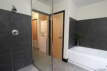 5th image of 1123 Washington Ave #615