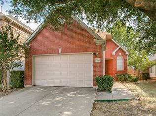 2308 Wembley Wood Ln, Bedford, TX 76022
