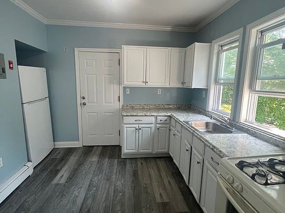 2nd image of 284 Hillside Ave