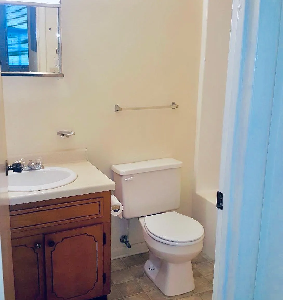 1 bed, $900 — Photo 3
