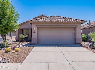 8009 W Wandering Spring Way, Tucson, AZ 85743