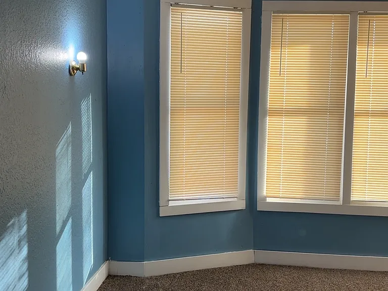 1137 Edgerton St — Photo 5