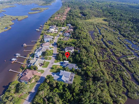 2nd image of 404 Palm Dr