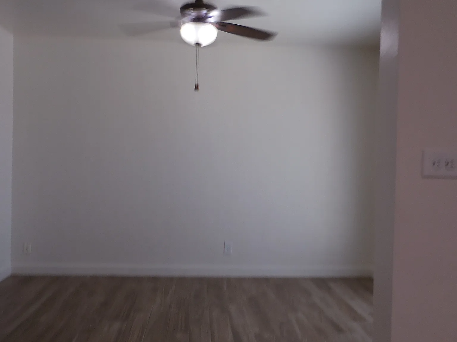 3 bed, 1274 sqft, $2,100 — Photo 4