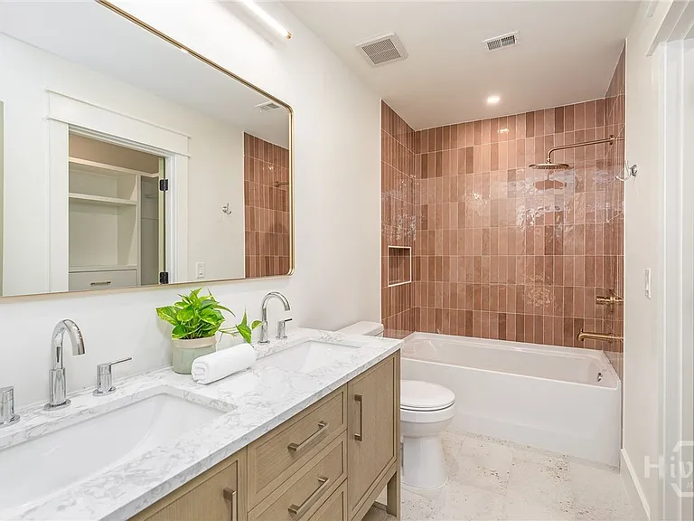 32 Dame Kathryn Dr — Photo 13