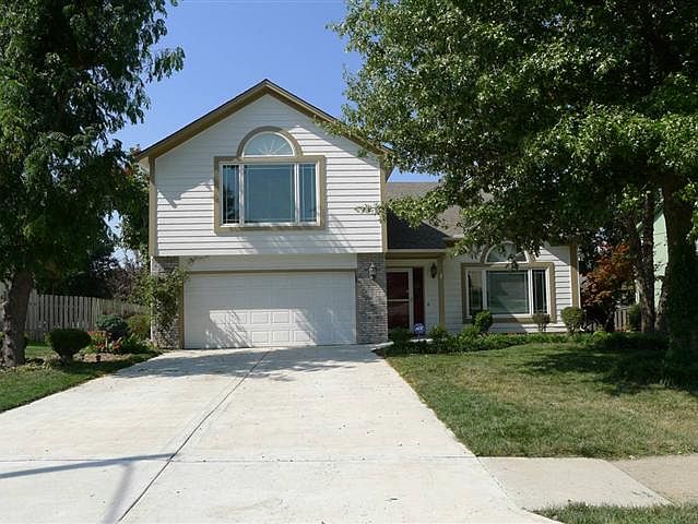 1st image of 608 SE Sumpter Dr