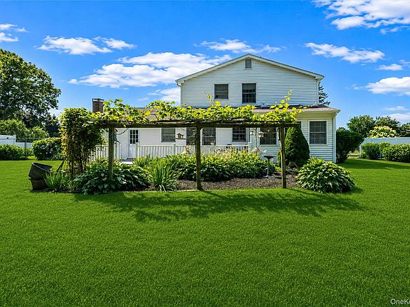 4th image of 35 Royalston Lane