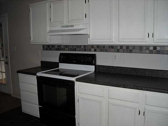 5th image of 4603 Twin Pines Dr