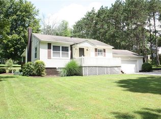 1199 W Comet Rd, Clinton, OH 44216