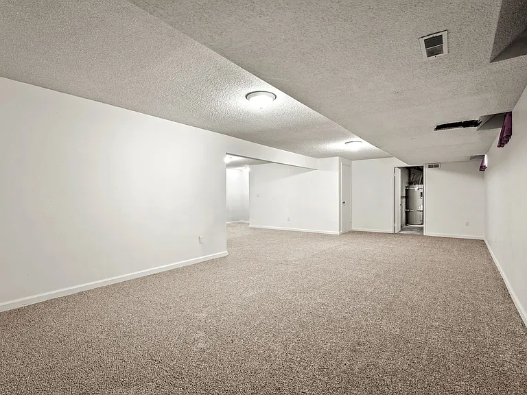 13406 E 10th Ave — Photo 14
