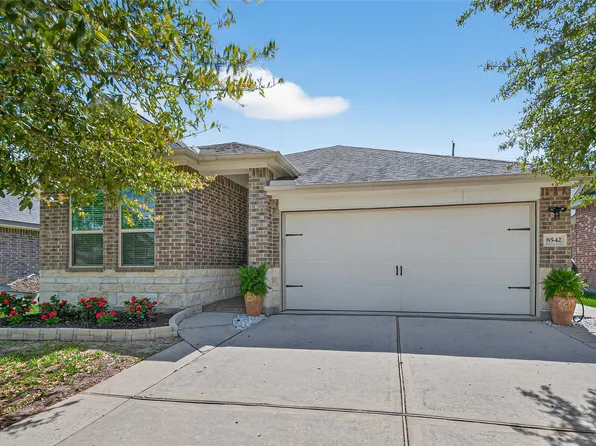 8542 Lighthouse Lake Ln, Humble, TX 77346