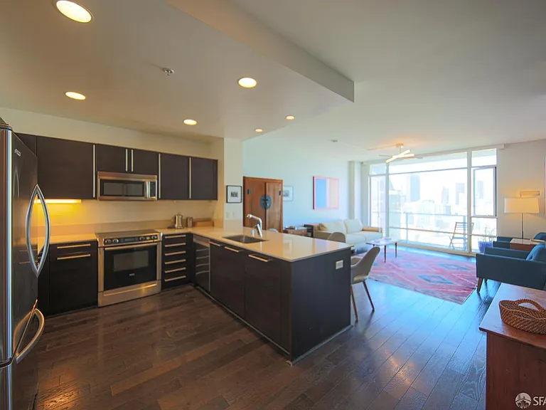 1160 Mission St #2102 — Photo 10