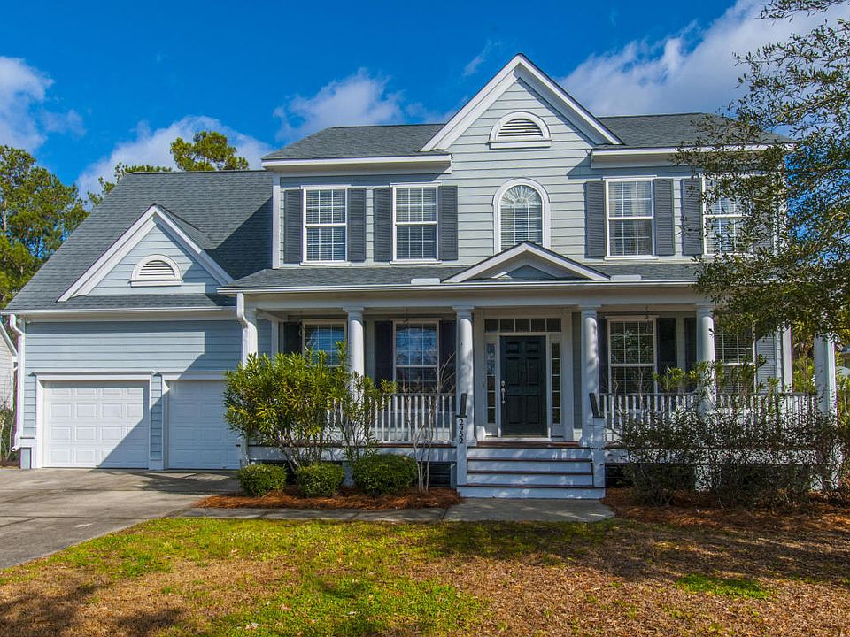 1st image of 2952 Riverwood Dr