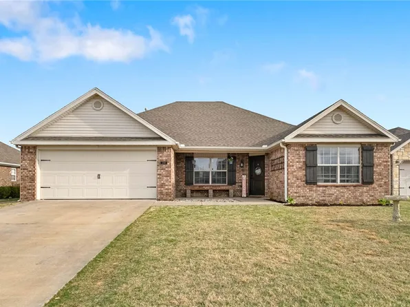 2350 Bunker Ln, Farmington, AR 72730