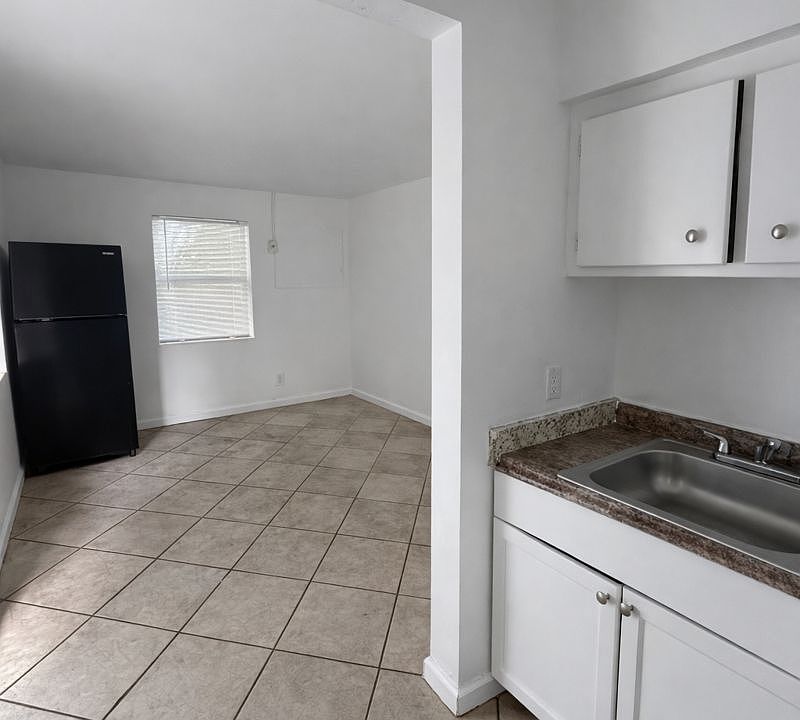 1st image of 36 W 34th St
