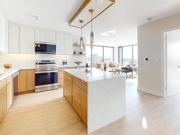 4th image of 5455 N Sheridan Rd APT 1012