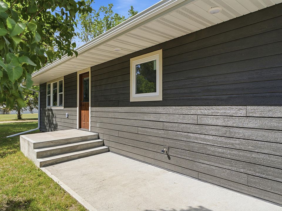 1st image of 40998 McKinley Pl