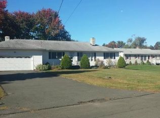 2 Pond Ridge Rd, Danbury, CT 06811