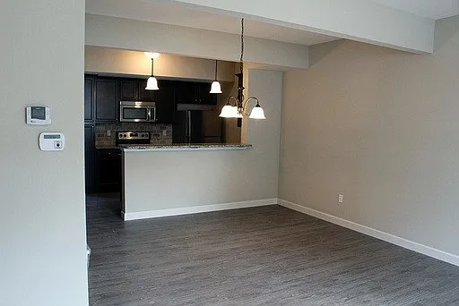 StudentFocused Living Near Mizzou 4 Bedrooms, 4.5 Baths! — Photo 2