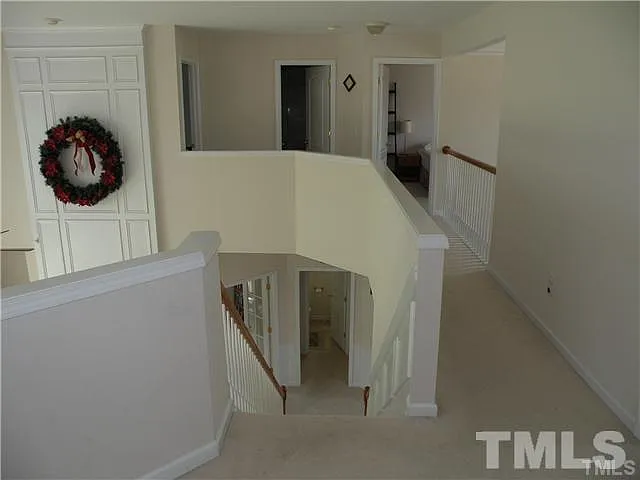 5413 Glorietta Cir — Photo 15