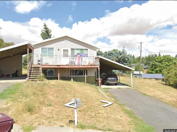 350 NW North St APT B, Pullman, WA 99163