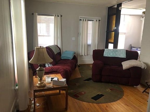 3rd image of 1110-1112 W 8th St