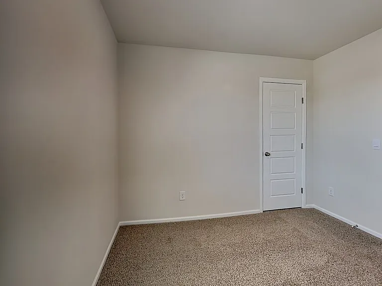 529 Saint Charles Pl — Photo 11
