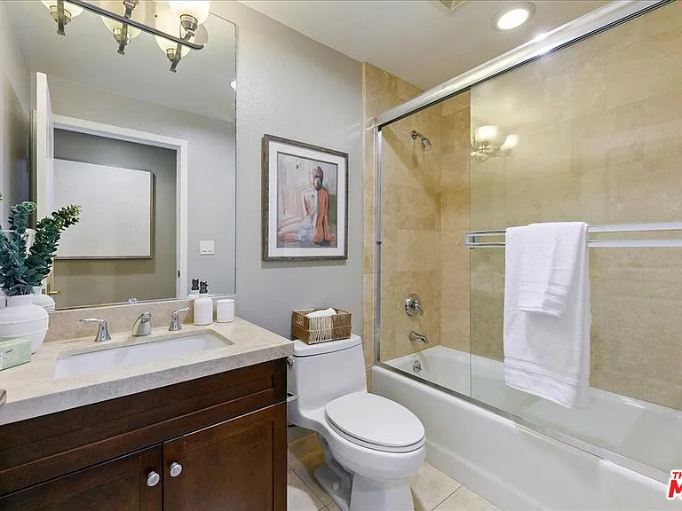 11115 Acama St #107 — Photo 28