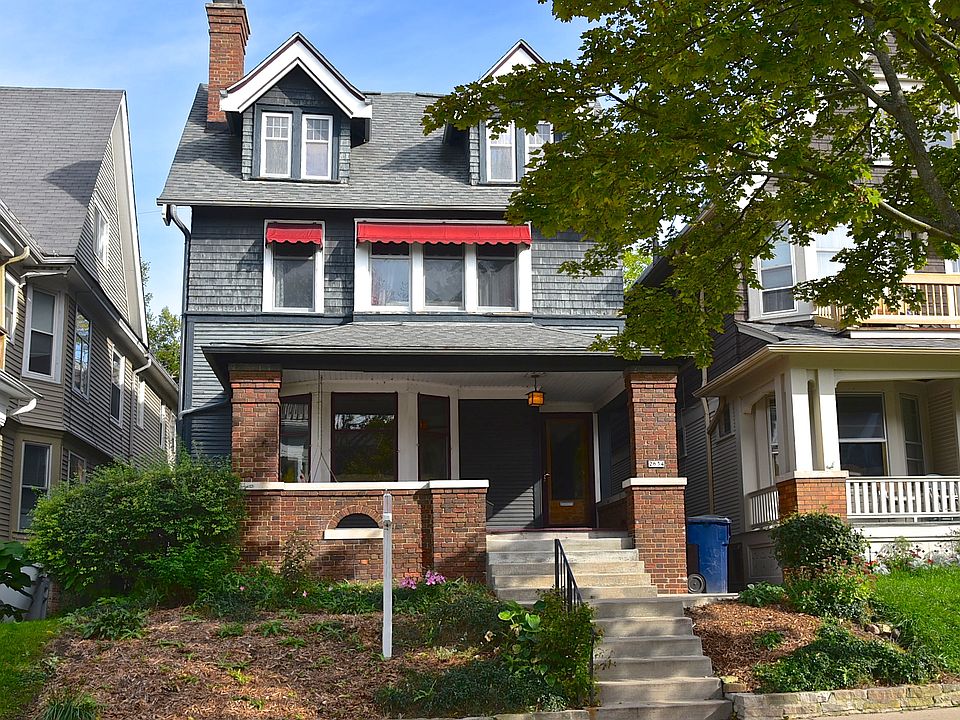 1st image of 2634 N Farwell Ave