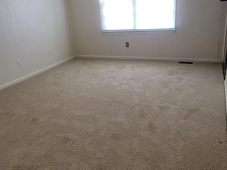 6979 Prospect Church Rd #E — Photo 2