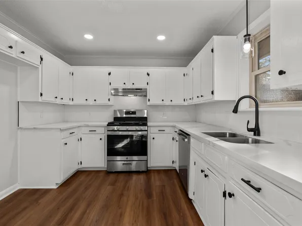 809 Princesa Dr, Princeton, LA 71037