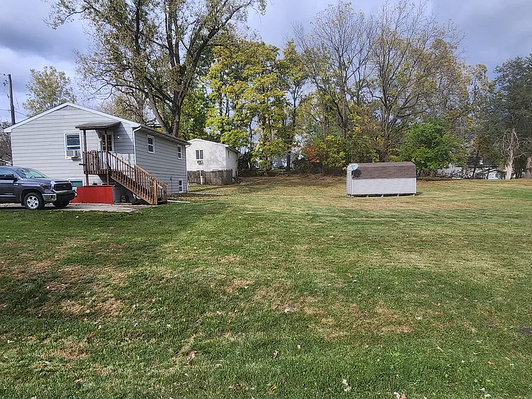 5904 Edson St — Photo 23
