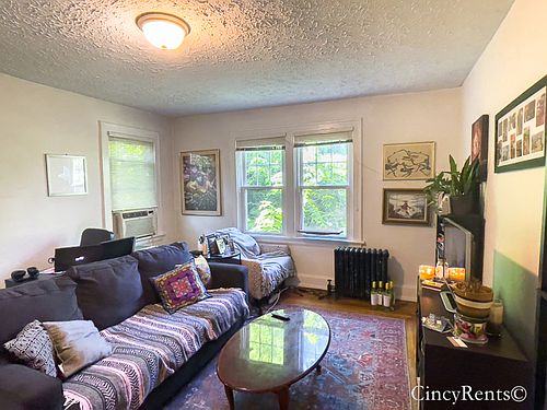2nd image of 1831 Courtland Ave APT 19