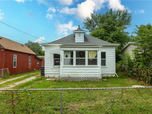 1530 E 19th St, Des Moines, IA 50316
