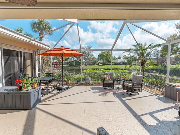 5th image of 1215 NW Sun Terrace Circle #C