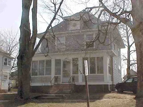 518 Locust St, Waterloo, IA 50702