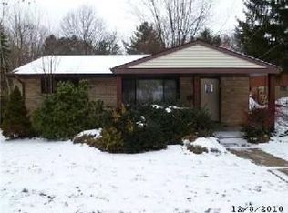 801 Norvell Dr, Pittsburgh, PA 15235