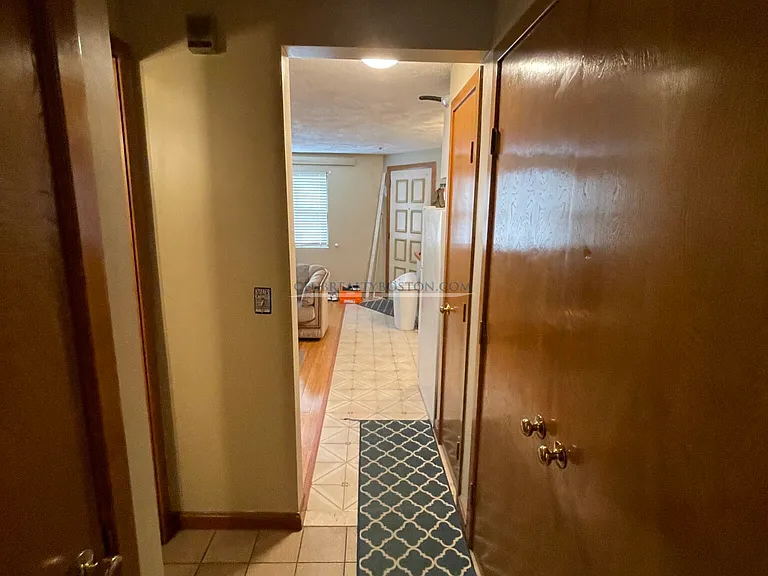 344 Market St #7 — Photo 4