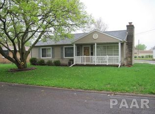 1700 Center St, Pekin, IL