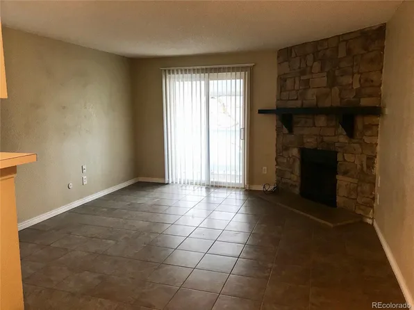 13221 E Asbury Dr APT 203, Aurora, CO 80014