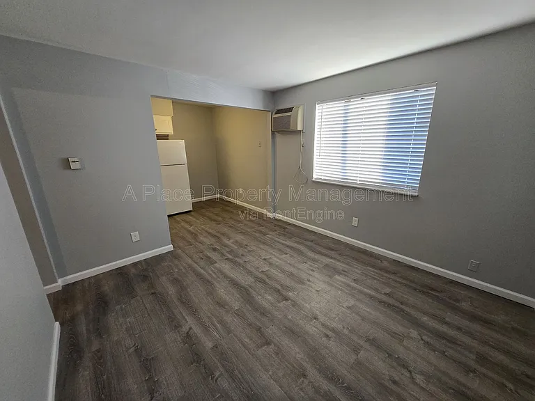 2625 S Big Bend Blvd — Photo 5