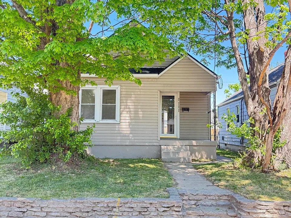 1111 Dresden Ave