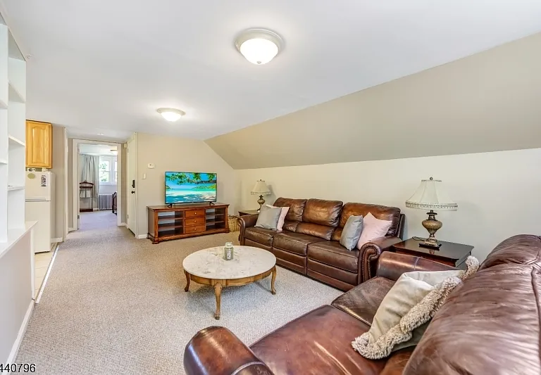 6 Waughaw Rd — Photo 8
