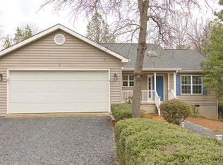 7 Gilmore Rd, Pinehurst, NC 28374