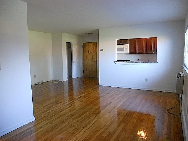 Waterview Dr — Photo 3