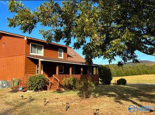 161 Kelly Cemetery Rd NW, Huntsville, AL 35810